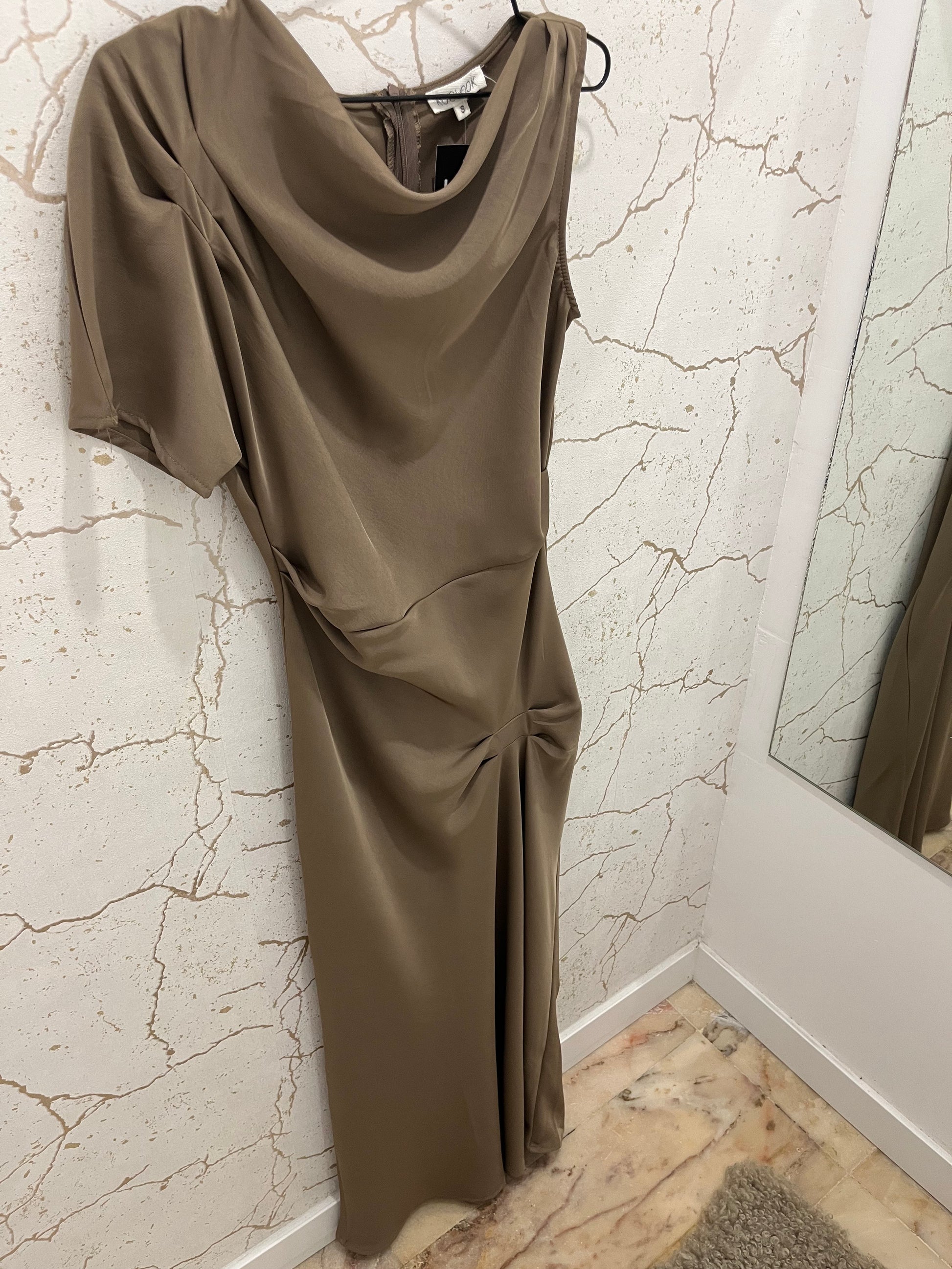 VESTIDO