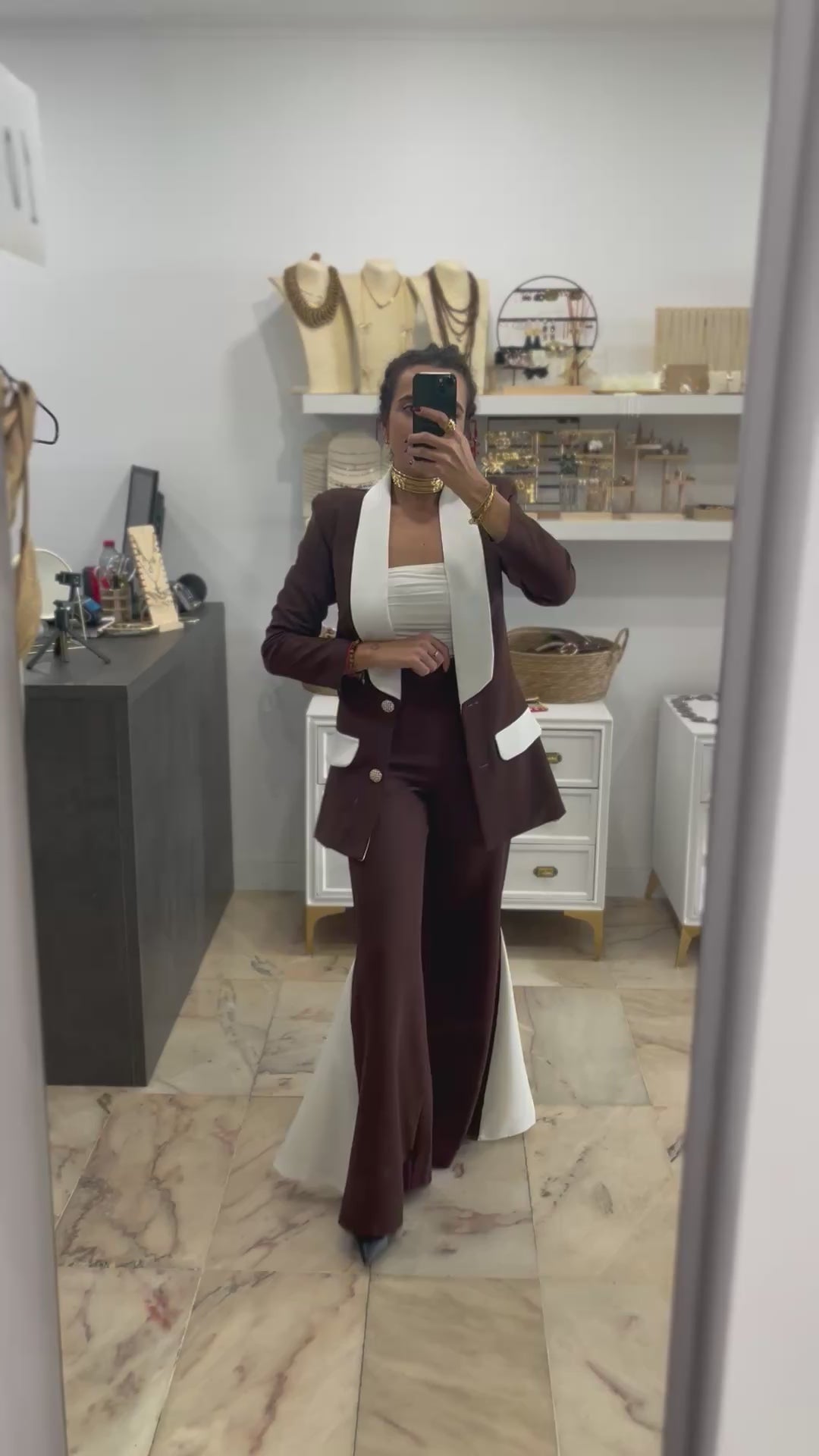 Traje